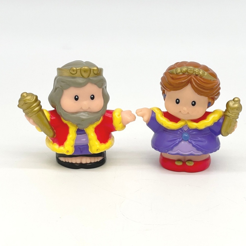 Fisher Price Little People Lil Kingdom Castle King Queen Figures 2002 Royalty